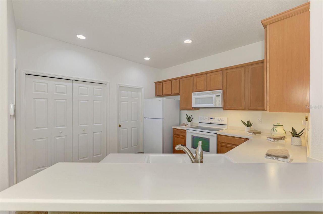 9367 Carnaby Drive, Venice, FL 34293 Photo