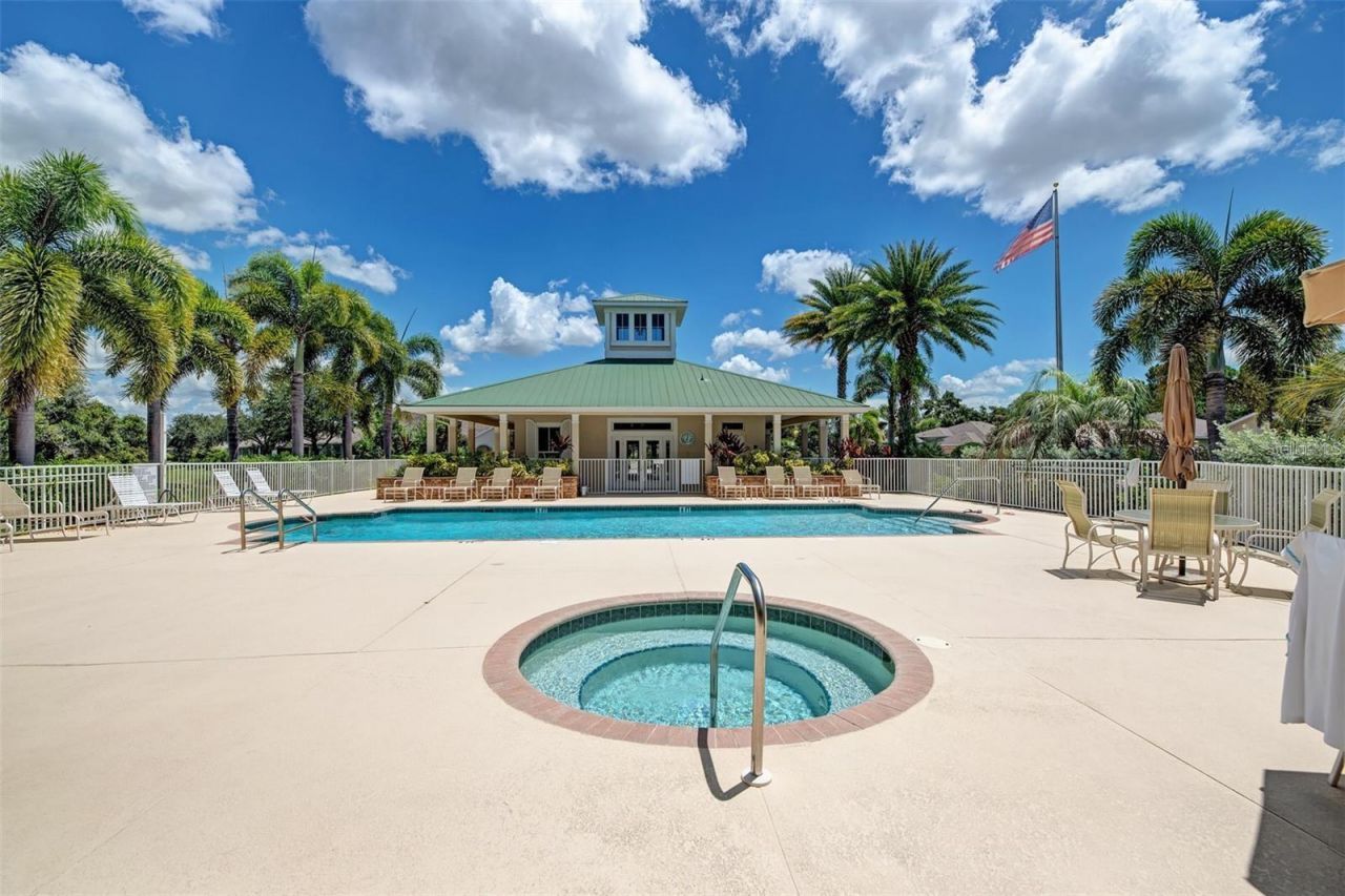 9367 Carnaby Drive, Venice, FL 34293 Photo