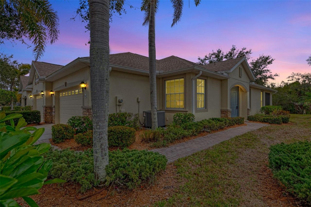 9367 Carnaby Drive, Venice, FL 34293 Photo