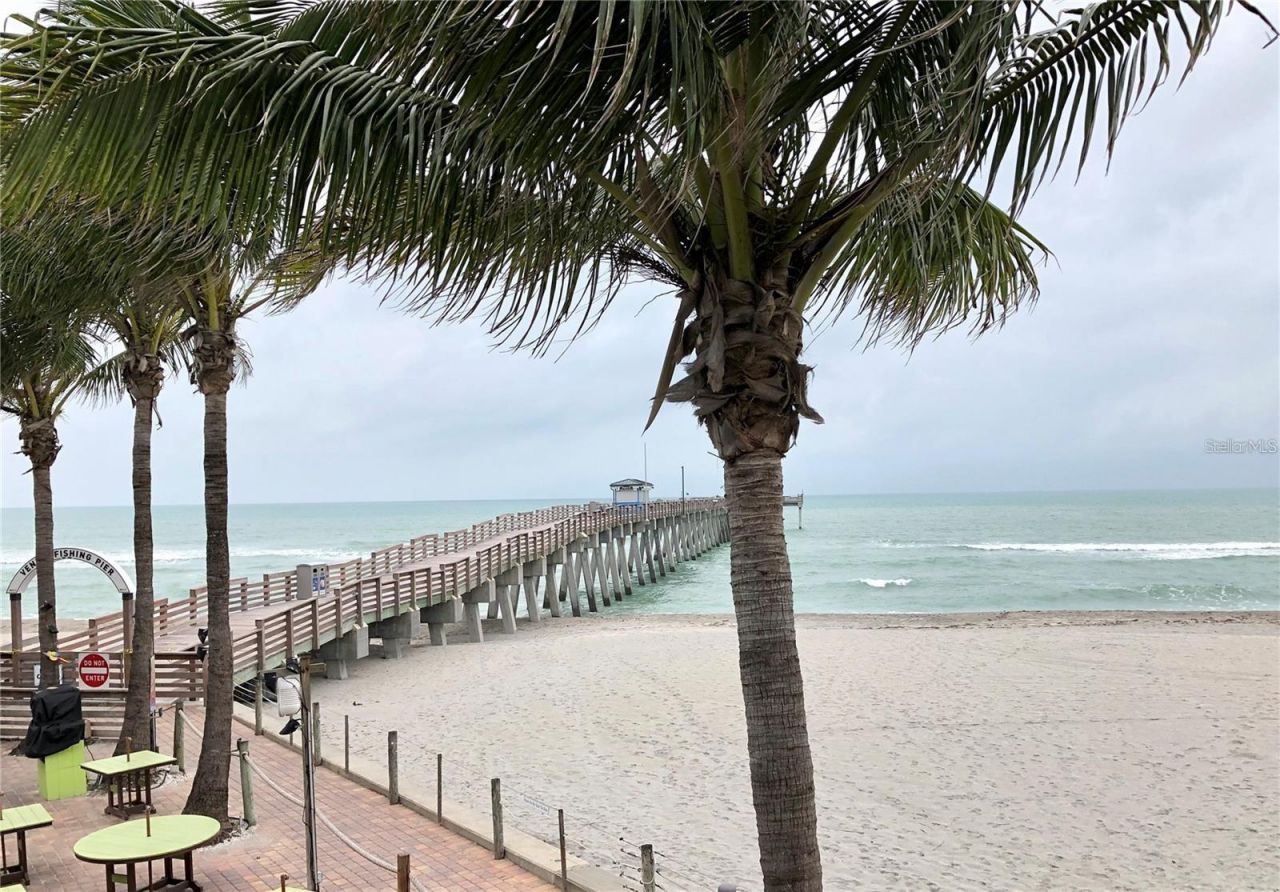 9367 Carnaby Drive, Venice, FL 34293 Photo