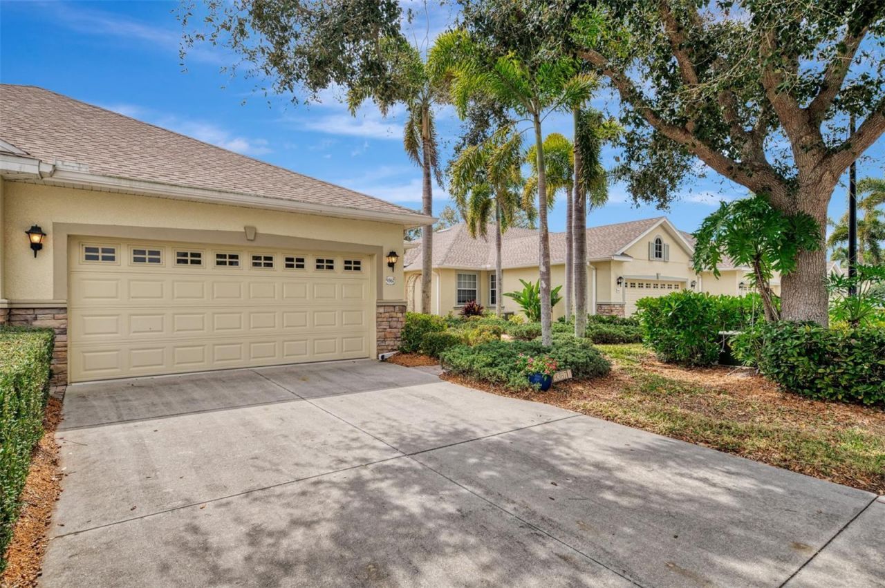9367 Carnaby Drive, Venice, FL 34293 Photo
