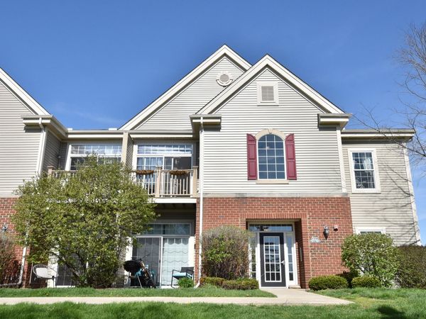 W206N16618 Blackberry Cir, Unit 2327, Jackson, WI 53037
