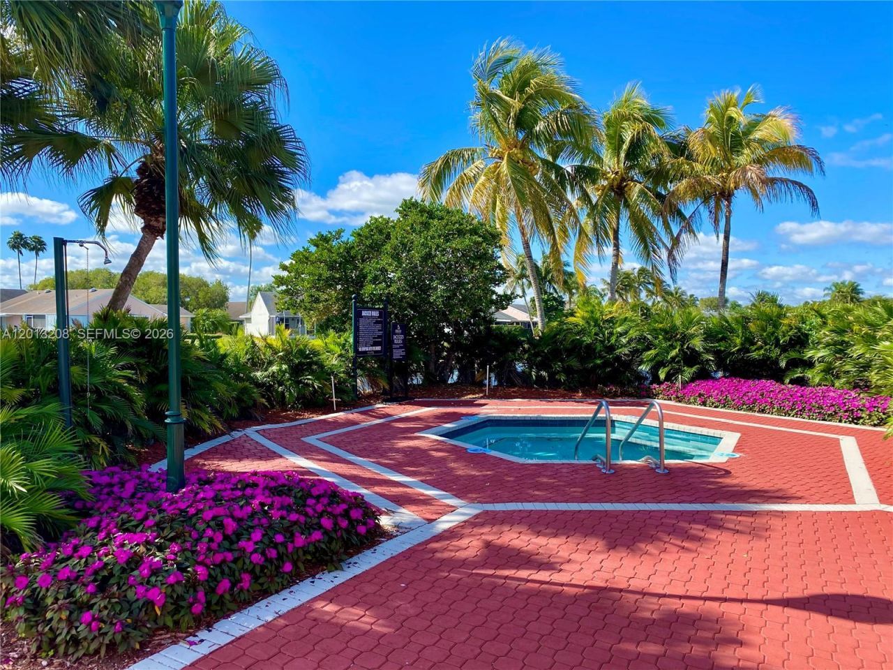 2260 SE 27th Dr, Unit 204-E, Homestead, FL 33035 Photo