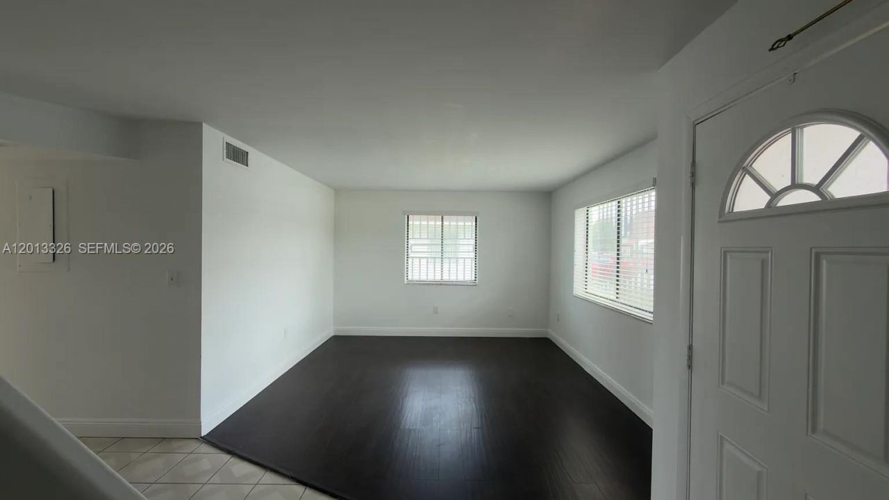 341 NW 109th Ave , Unit 10C, Miami, FL 33172 Photo