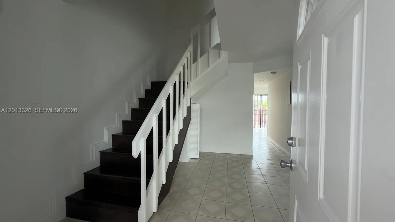 341 NW 109th Ave , Unit 10C, Miami, FL 33172 Photo
