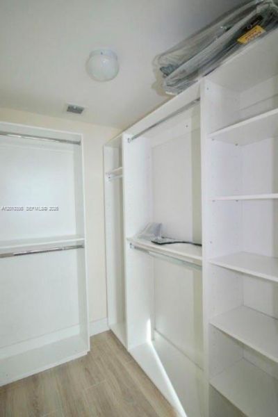951 Brickell Ave , Unit 3104, Miami, FL 33131 Photo