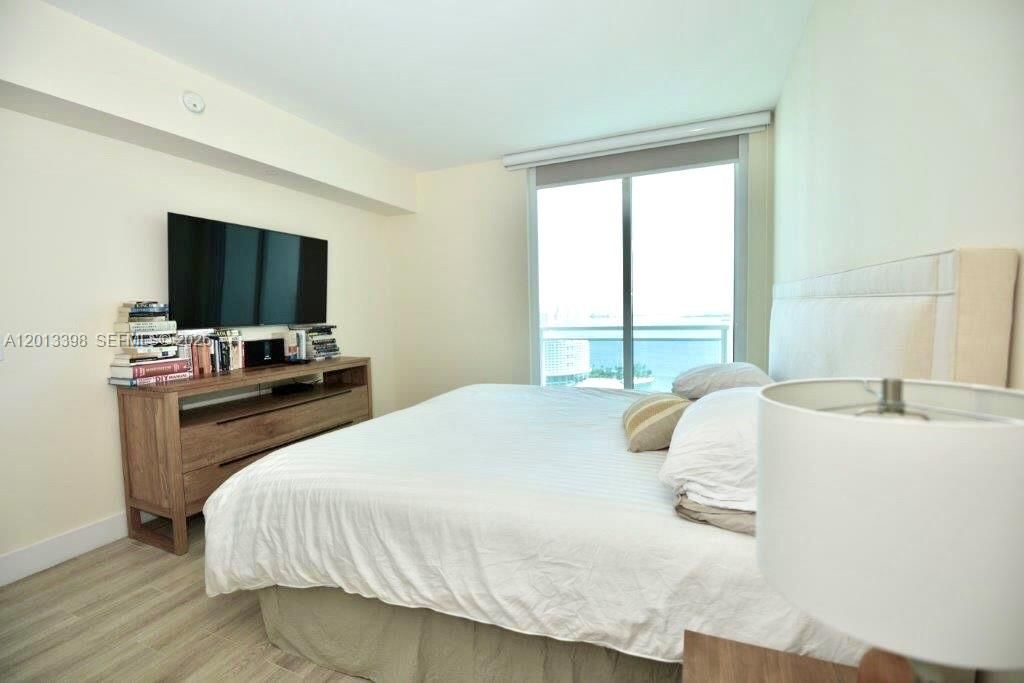 951 Brickell Ave , Unit 3104, Miami, FL 33131 Photo