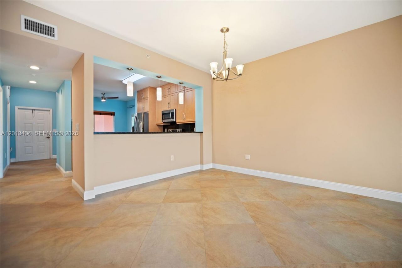 7765 Yardley Dr, Unit 115, Tamarac, FL 33321 Photo