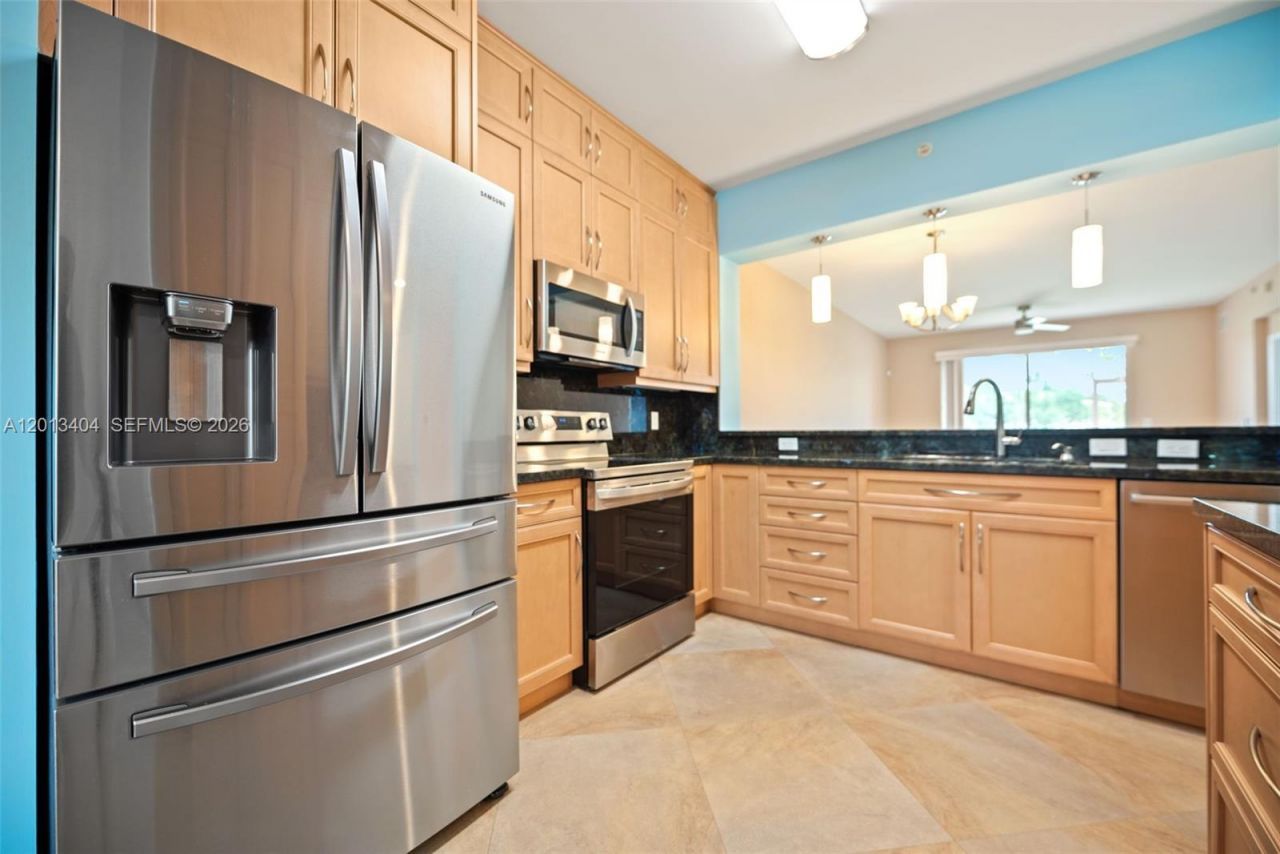7765 Yardley Dr, Unit 115, Tamarac, FL 33321 Photo