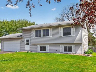 1624 84th Court N, Brooklyn Park, MN 55444