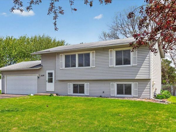 1624 84th Court N, Brooklyn Park, MN 55444