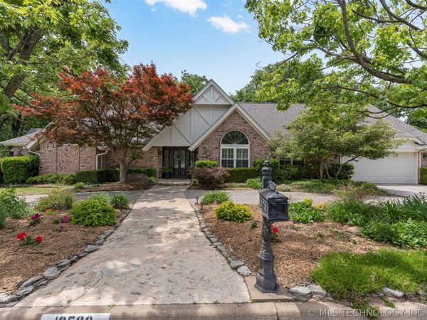 10522 S 66th East Avenue , Tulsa, OK 74133