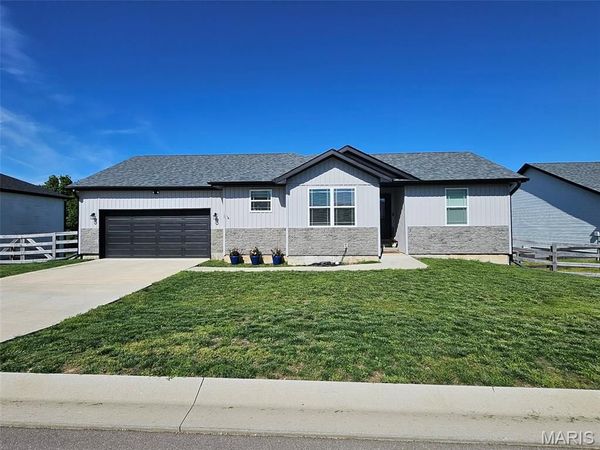 122 La Vista Drive, Waynesville, MO 65583