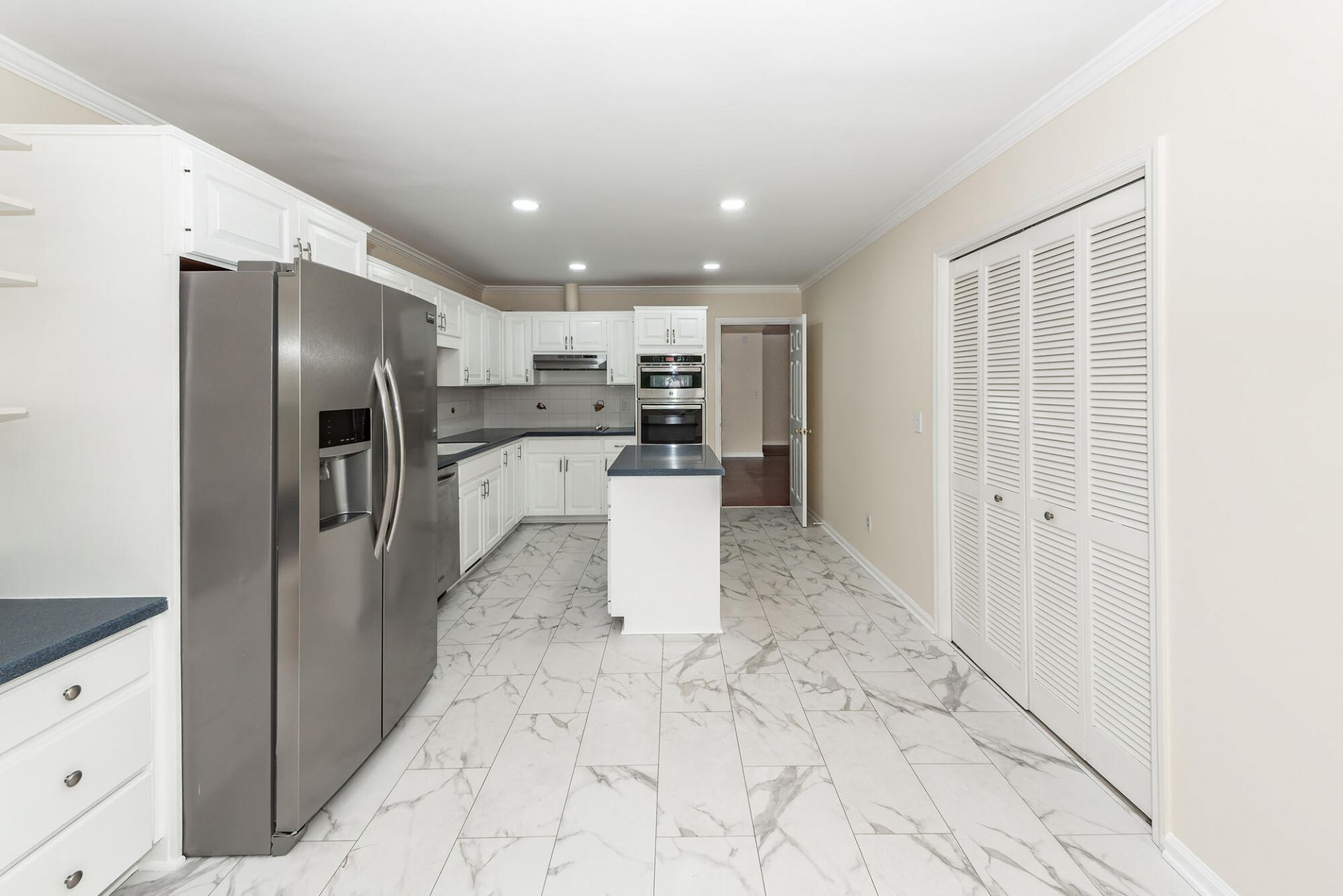 14 Wappoo Creek Place Photo 17