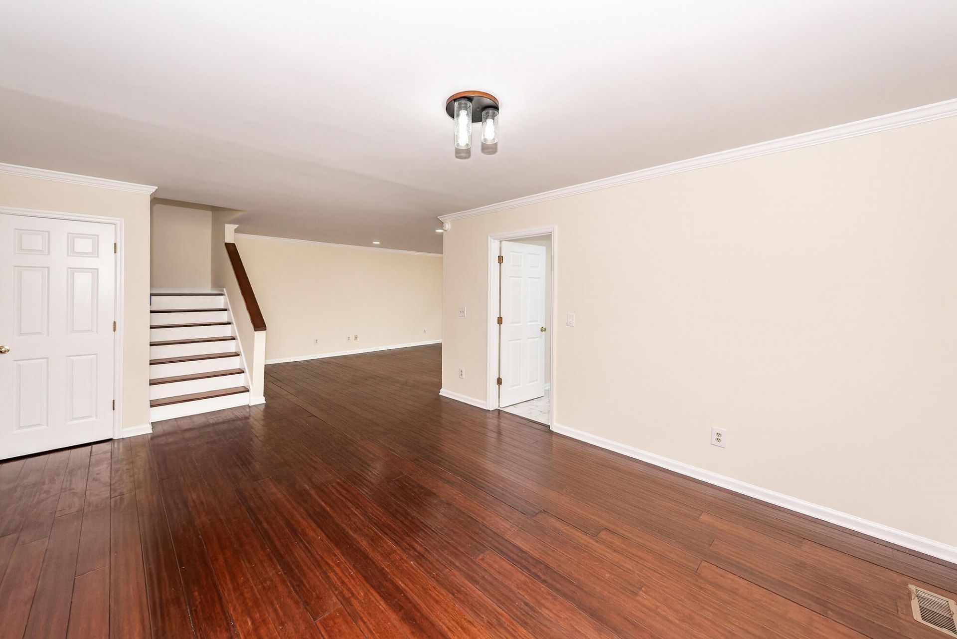14 Wappoo Creek Place Photo 5