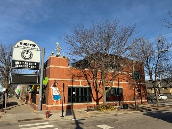 5700 W Irving Park Road, Chicago, IL 60634