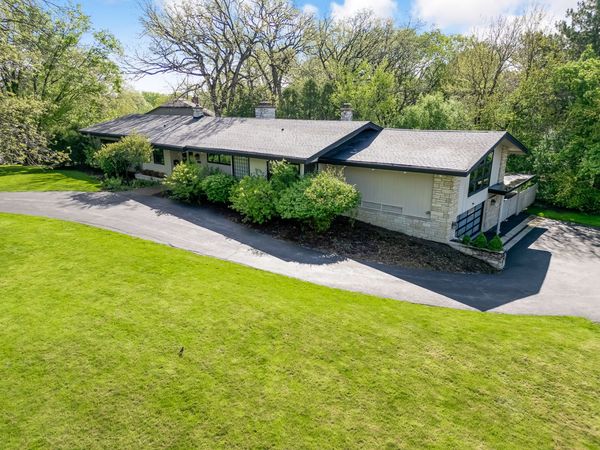 708 Woodland Avenue , Hinsdale, IL 60521