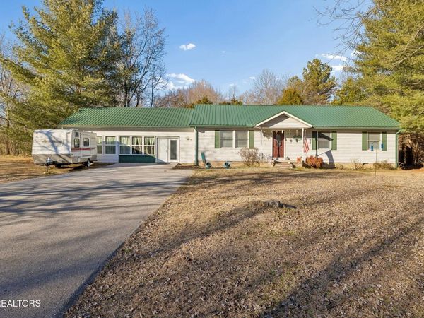 330 Deerfield Rd, Sparta, TN 38583