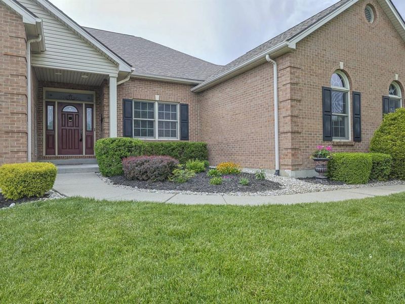 304 Quail Run, Middletown, OH 45042 Photo 2