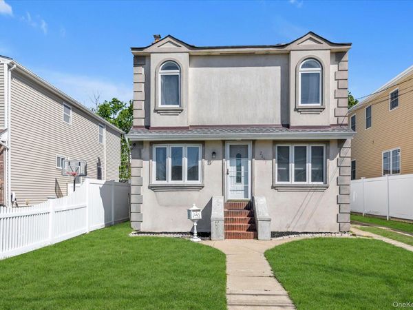 2457 Williams Court , Bellmore, NY 11710