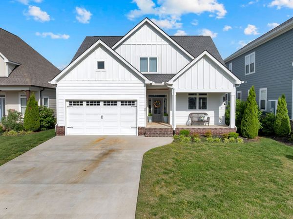 56 Suntan Ct , Winchester, TN 37398
