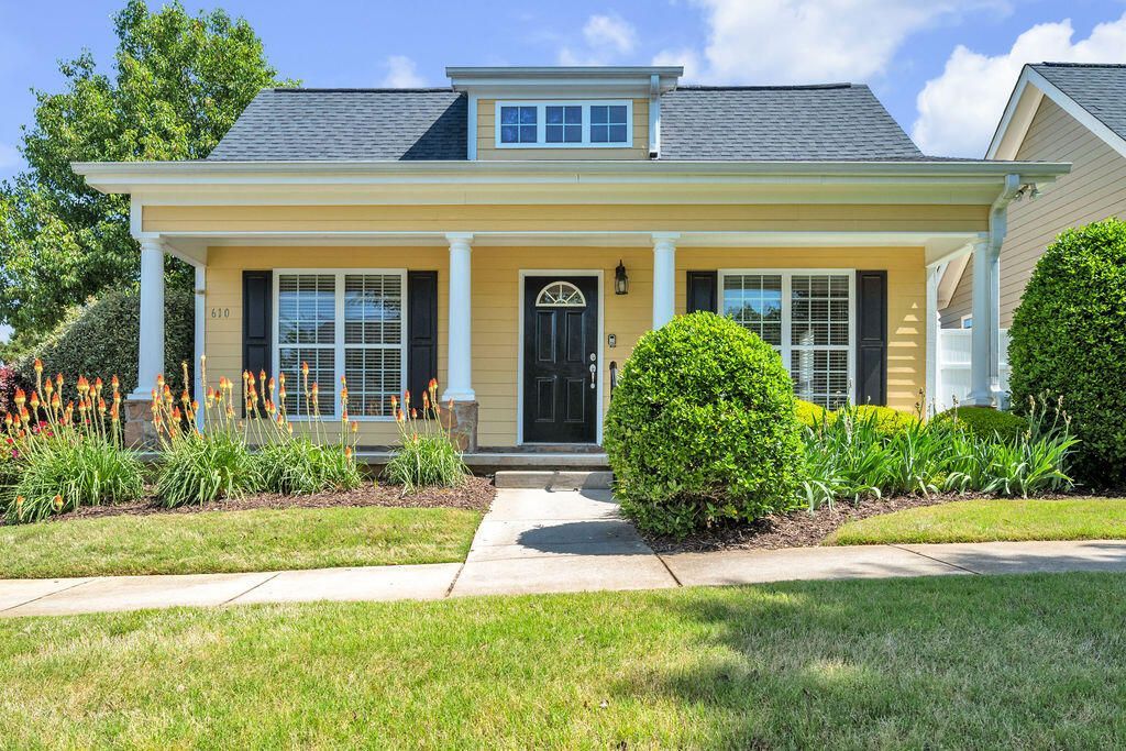 610 Callaway Court Chattanooga, TN 37421