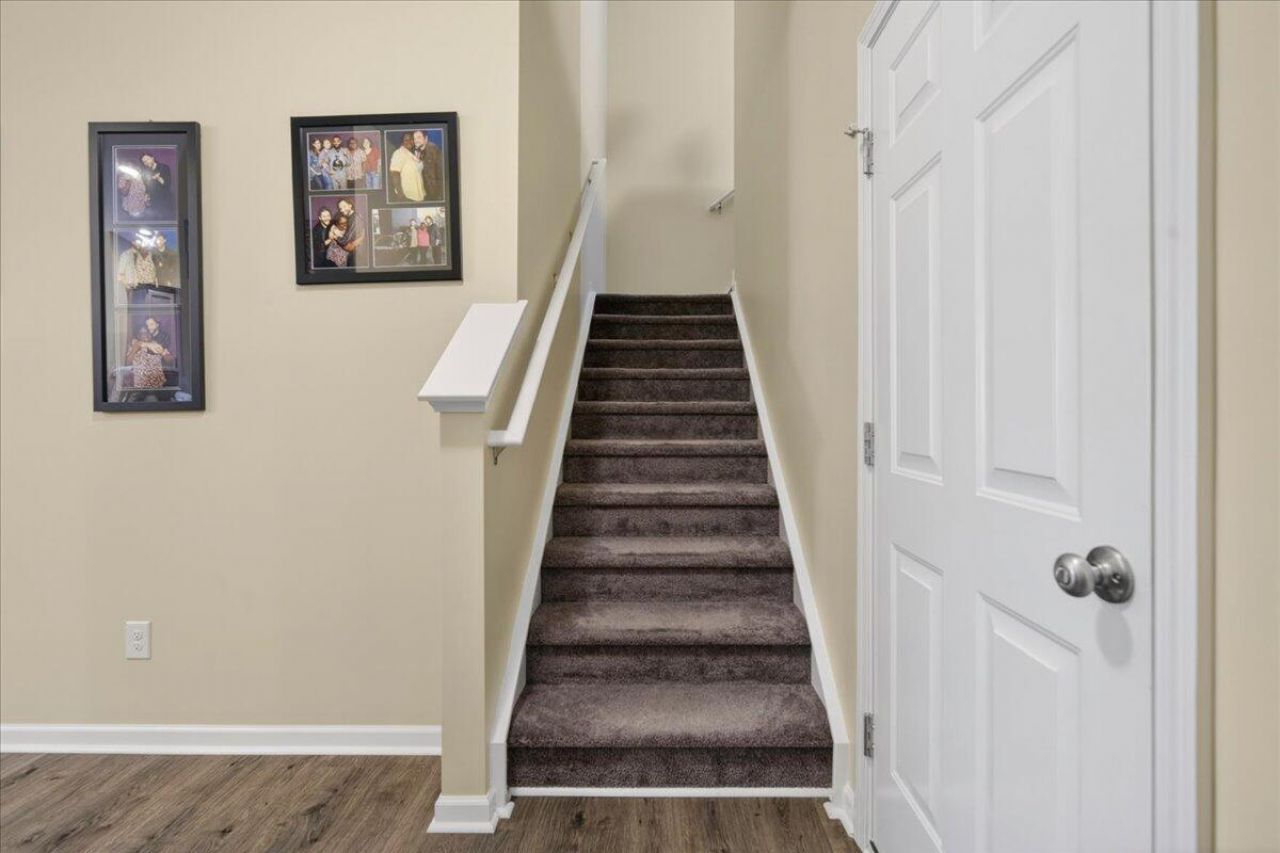 426 Thoroughbred Drive Photo 15