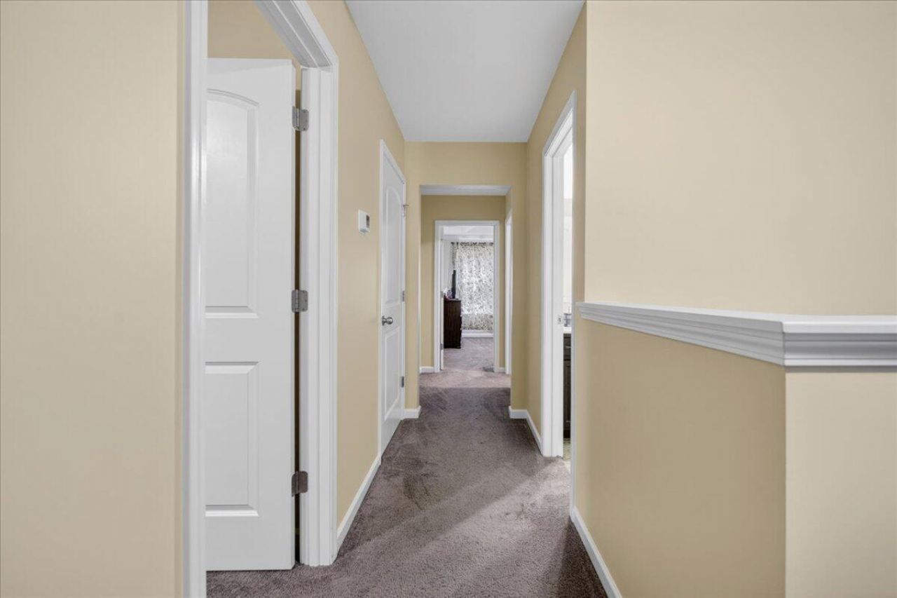 426 Thoroughbred Drive Photo 22