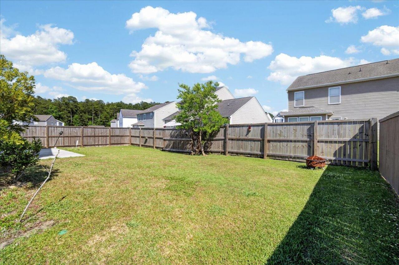 426 Thoroughbred Drive Photo 39