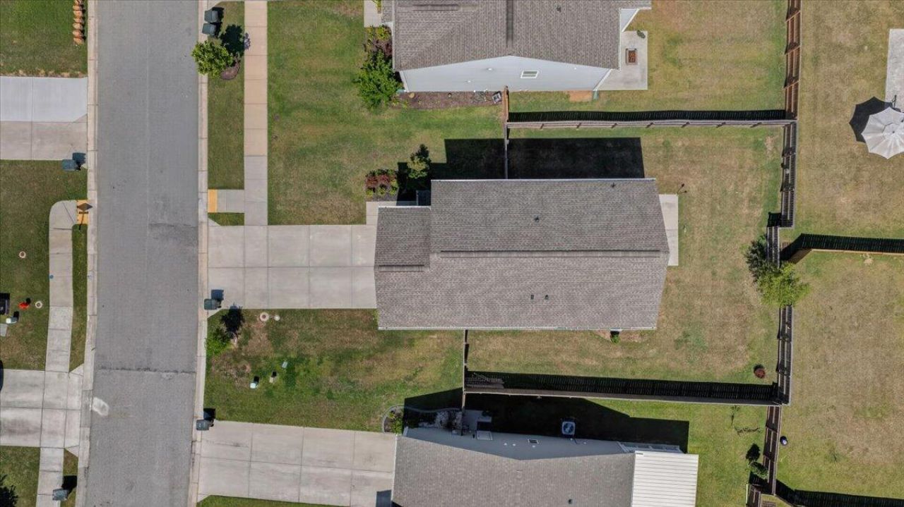 426 Thoroughbred Drive Photo 41