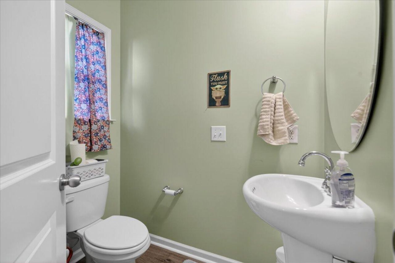 426 Thoroughbred Drive Photo 7