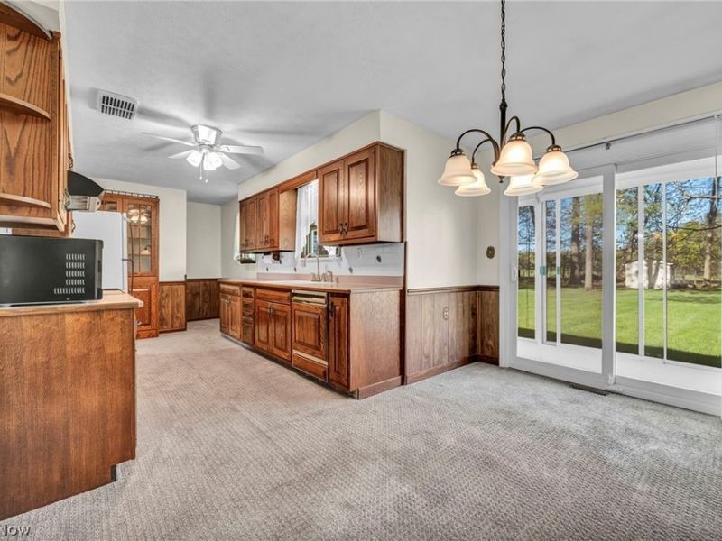 5843 Louise Avenue NW, Champion, OH 44483 Photo 10