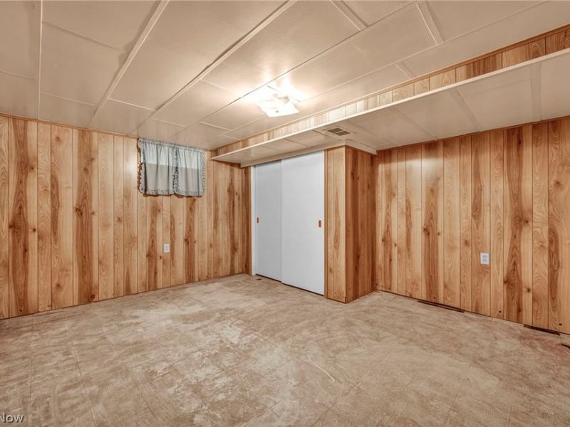 5843 Louise Avenue NW, Champion, OH 44483 Photo 32