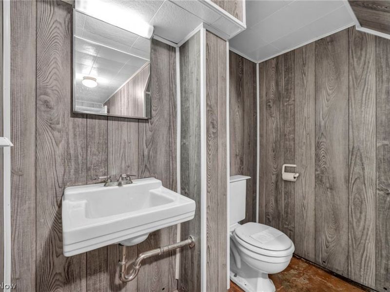 5843 Louise Avenue NW, Champion, OH 44483 Photo 37