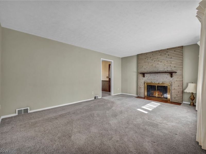 5843 Louise Avenue NW, Champion, OH 44483 Photo 7