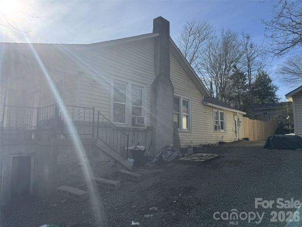 81 Eastview Circle , Asheville, NC 28806