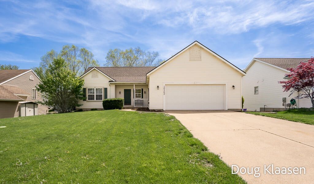 10302 Winterwood Drive, Zeeland, MI 49464 Main Photo