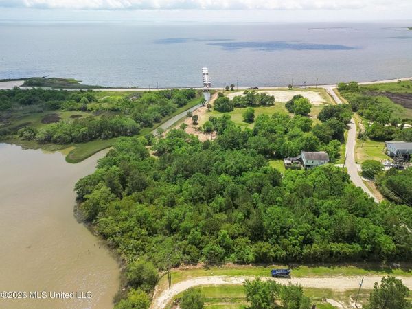 0 N Lake Drive, Bay Saint Louis, MS 39520