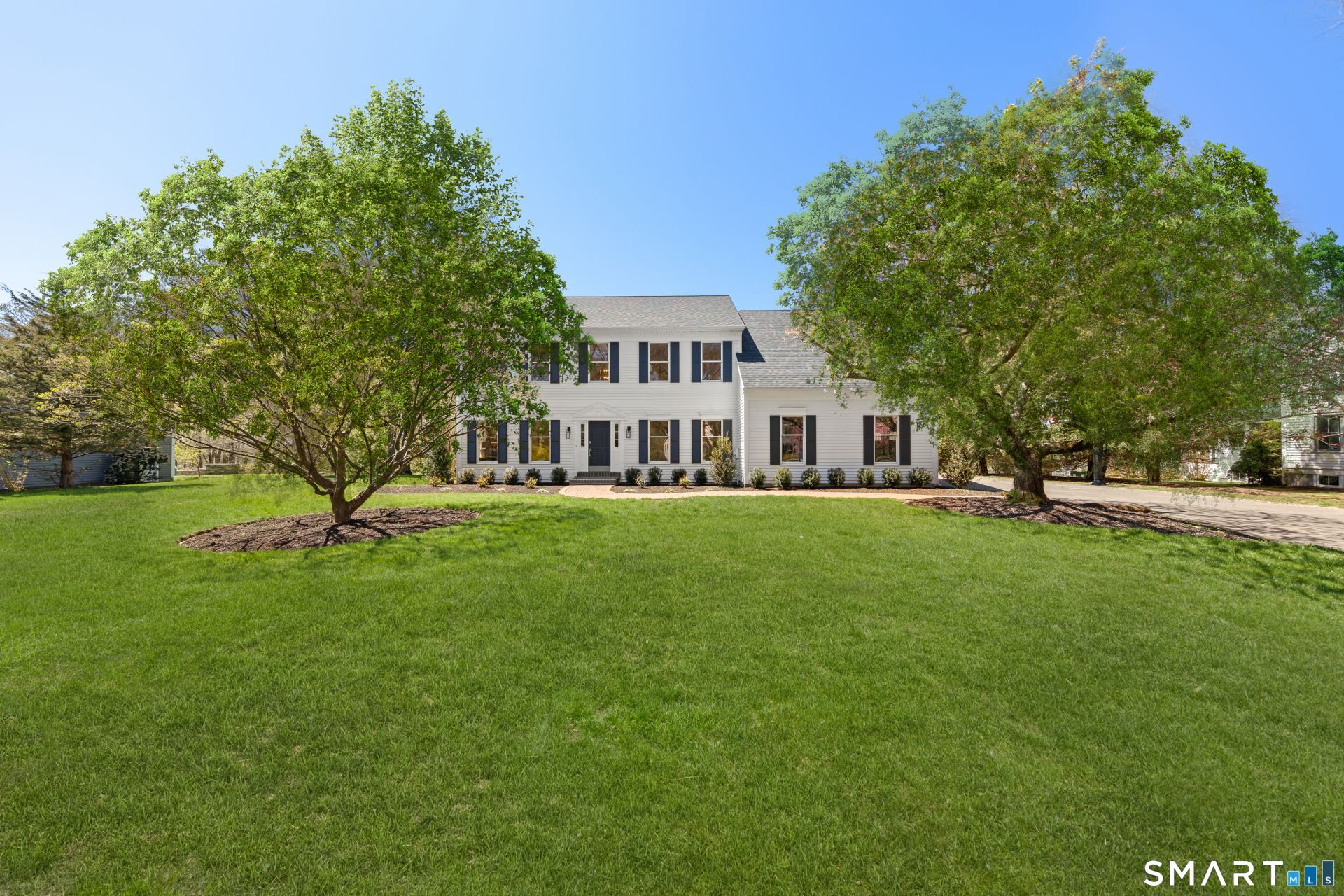 276 Flintlock, Fairfield, CT 06890 Main Photo