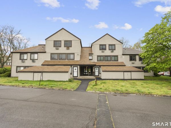10 Pineview, Unit C, Branford, CT 06405