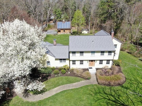 136 Plympton Road, Sudbury, MA 01776