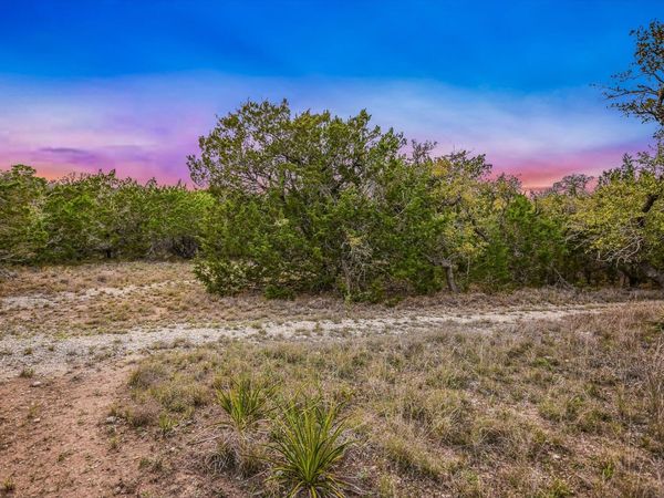 504 Saddlehorn DR, Dripping Springs, TX 78620