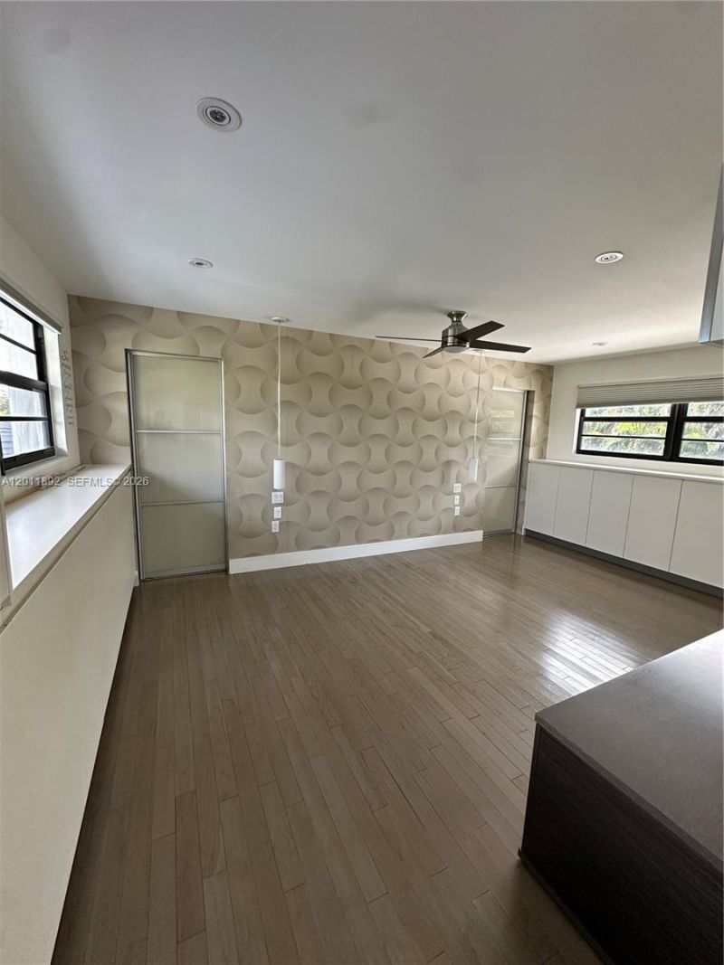9871 NW 52nd Ln , Doral, FL 33178 Photo