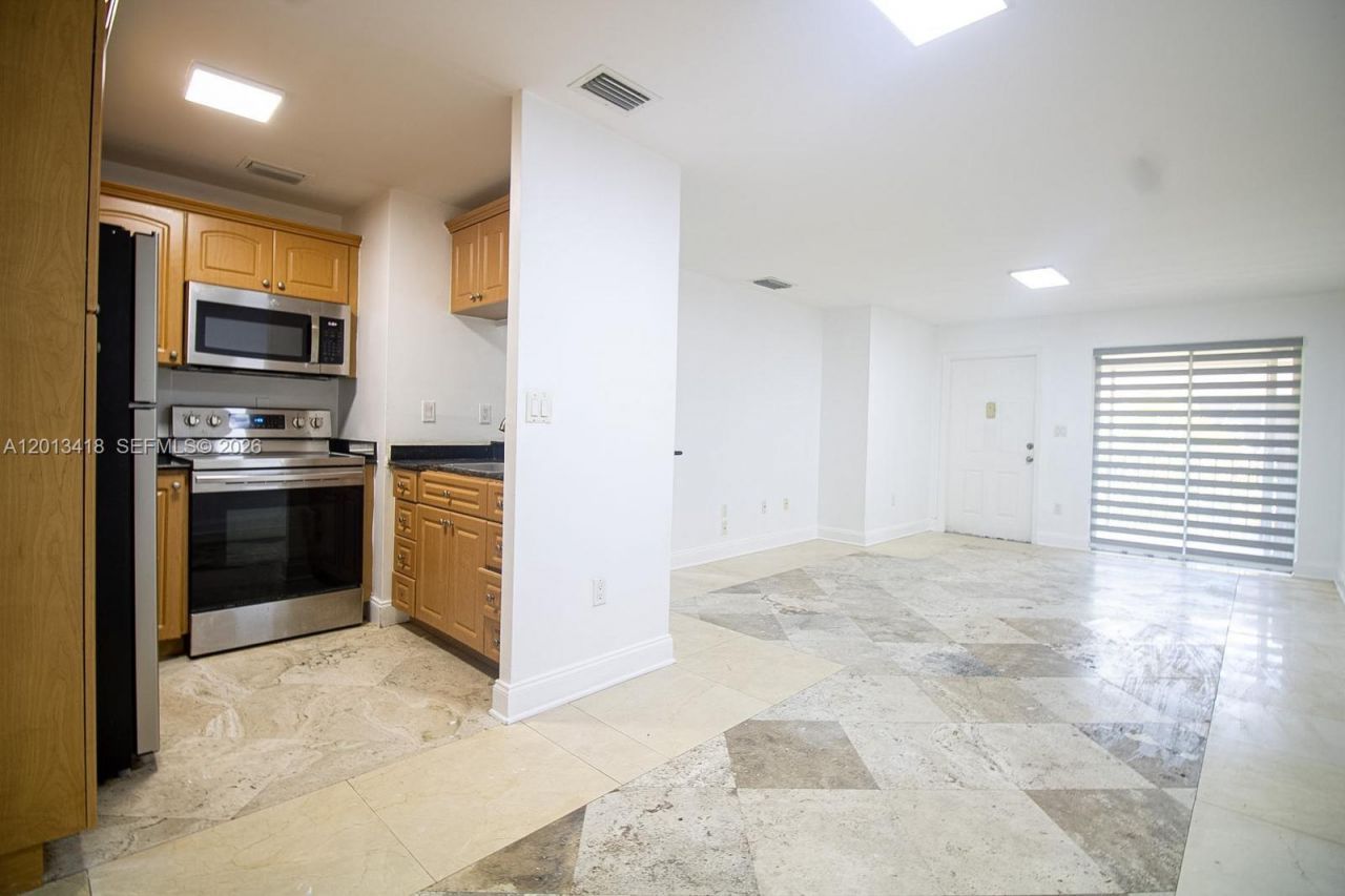 15629 SW 73 , Unit 9-4, Miami, FL 33193 Photo