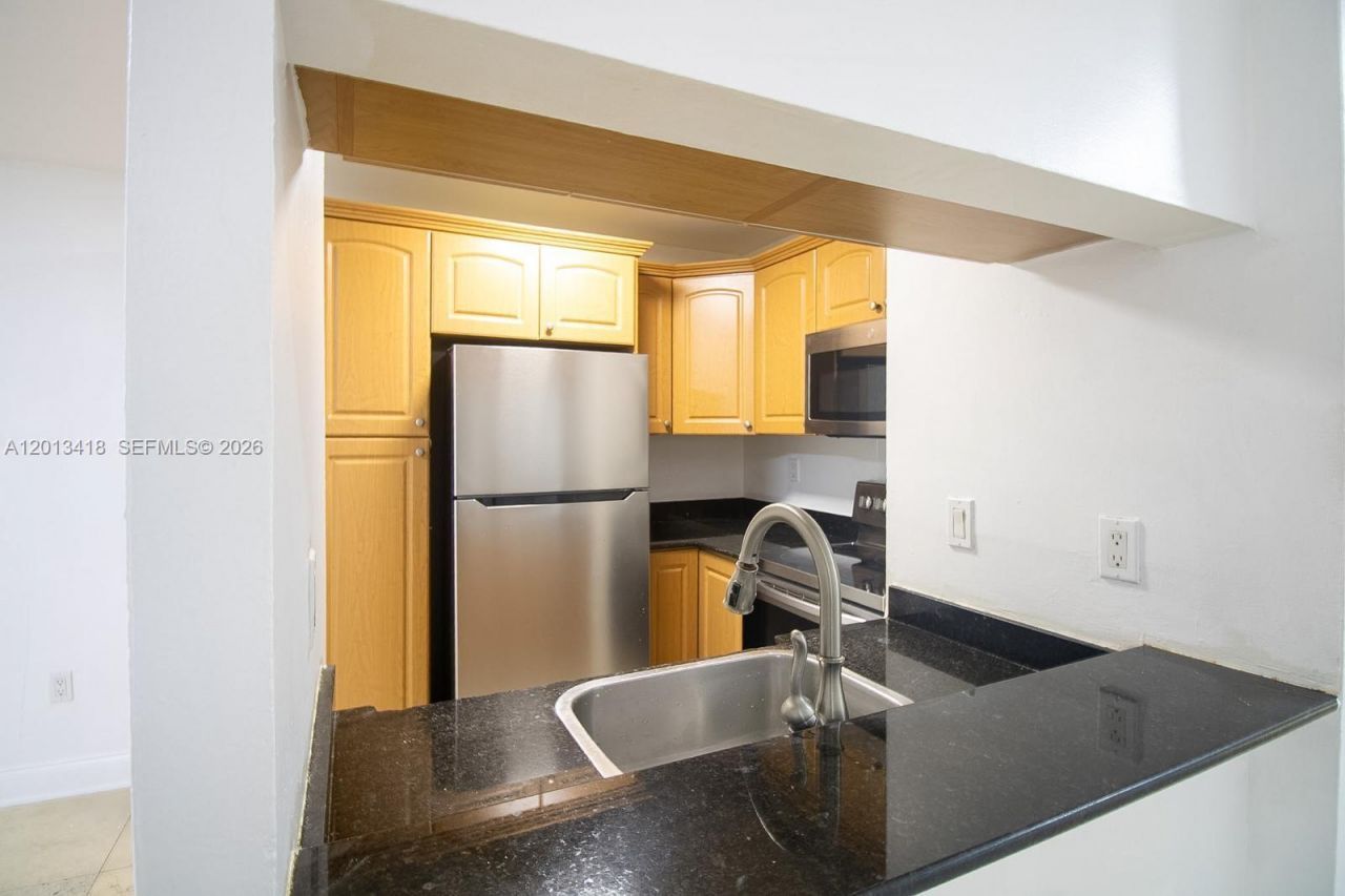15629 SW 73 , Unit 9-4, Miami, FL 33193 Photo