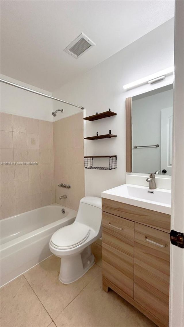 15629 SW 73 Circle Ter, Unit 9-4, Kendall, FL 33193 Photo