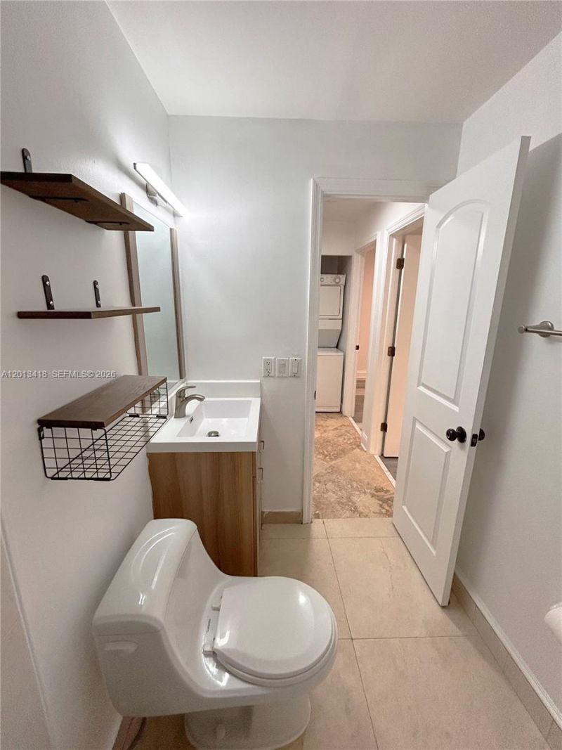 15629 SW 73 Circle Ter, Unit 9-4, Kendall, FL 33193 Photo