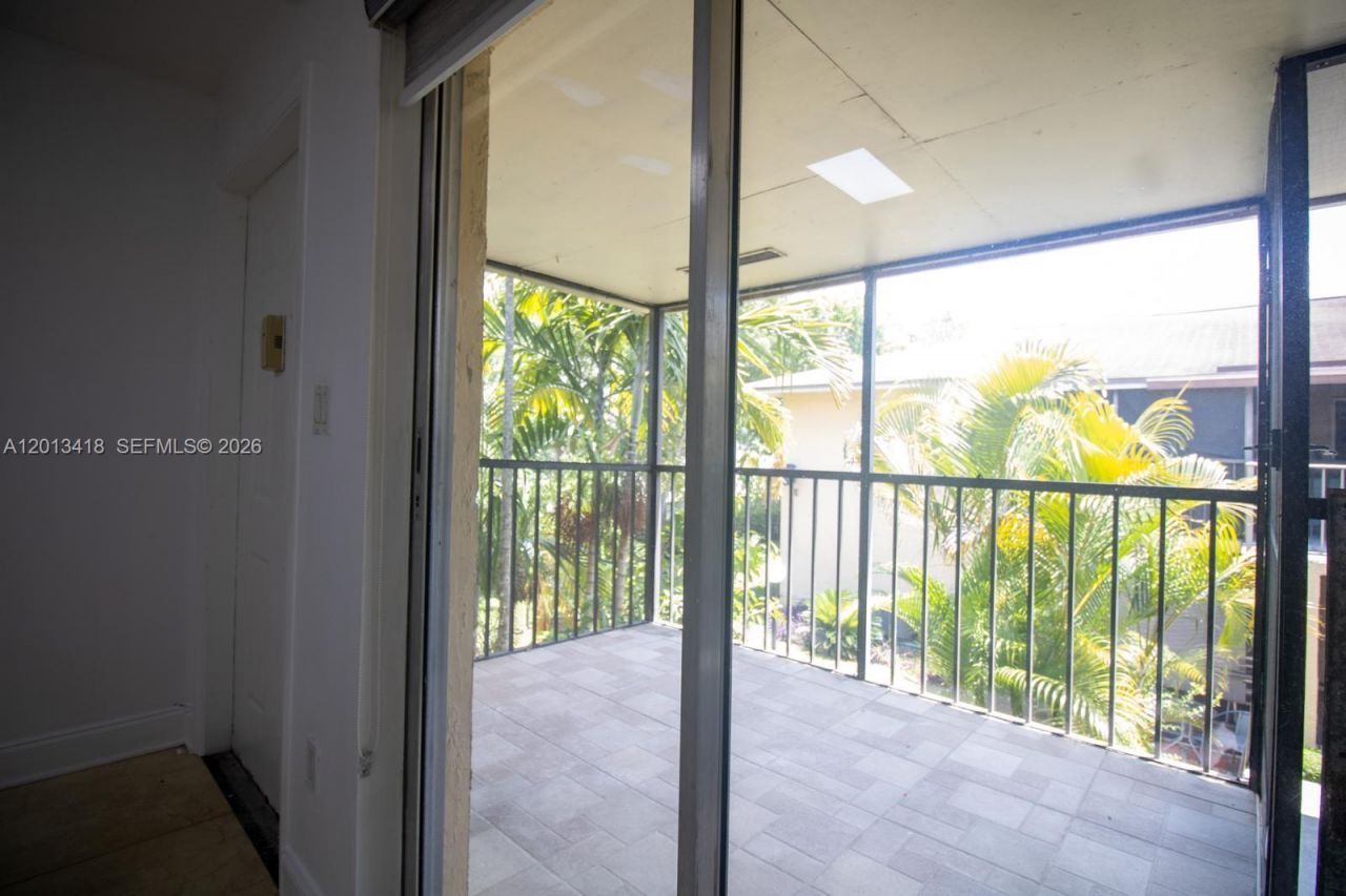 15629 SW 73 , Unit 9-4, Miami, FL 33193 Photo