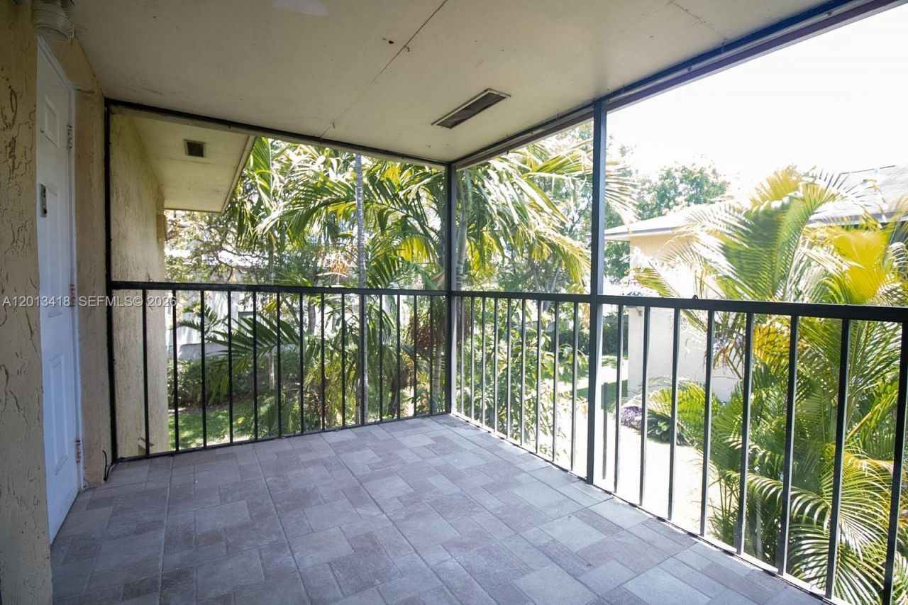 15629 SW 73 , Unit 9-4, Miami, FL 33193 Photo