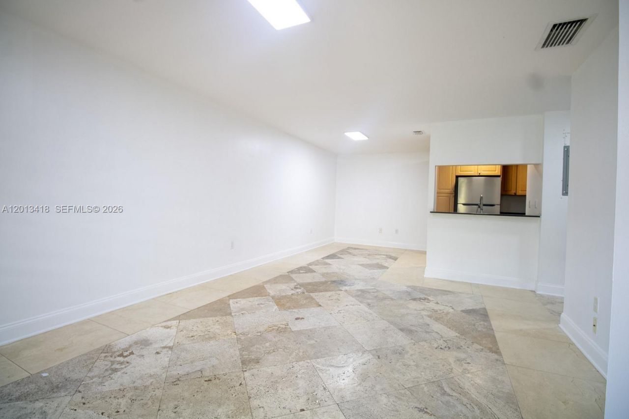 15629 SW 73 , Unit 9-4, Miami, FL 33193 Photo